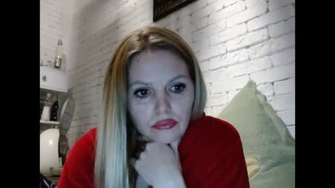 Snapshot of angel_girllovemy chatting on January 17, 1:38 pm ANGEL online show from January 17, 1:38 pm