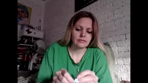 Snapshot of angel_girllovemy chatting on February 1, 7:29 am ANGEL online show from February 1, 7:29 am