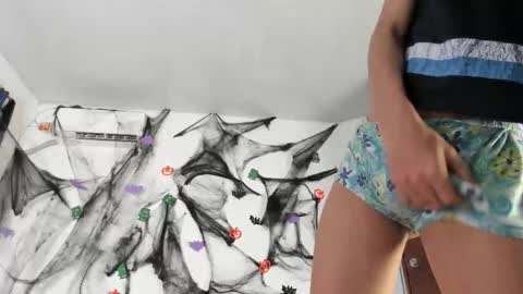 Angel of your dreams online show from October 31, 4:02 am