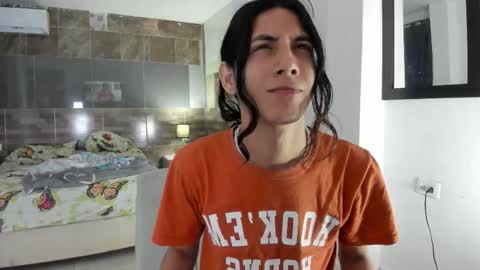 Angel of your dreams online show from November 10, 8:30 pm