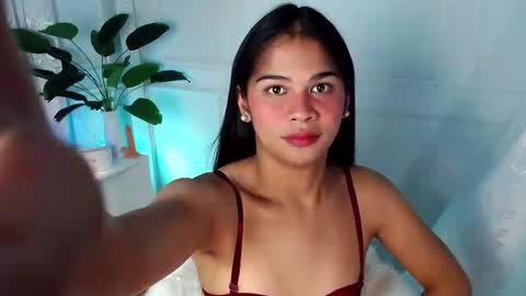 Snapshot of angel_indiguise chatting on January 22, 6:10 am angela online show from January 22, 6:10 am