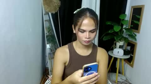 Snapshot of angel_indiguise chatting on September 10, 5:51 am angela online show from September 10, 5:51 am