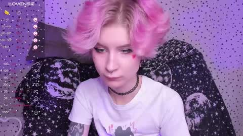 Angel Dust online show from April 19, 5:12 pm