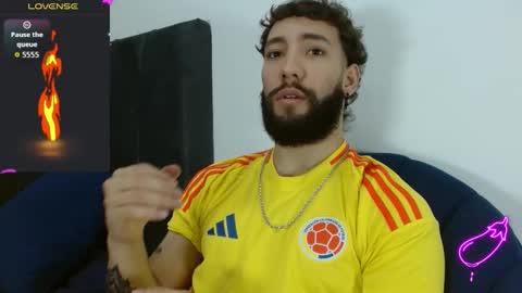 angel_kyrozz online show from December 23, 2:09 am