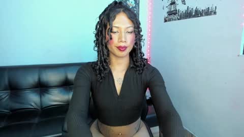 Snapshot of angel_love_b chatting on January 23, 11:47 pm ngel EVERYDAY from 2145 to 0500am Colombia hour online show from January 23, 11:47 pm