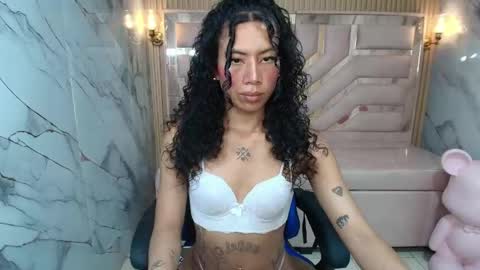 Snapshot of angel_love_b chatting on April 11, 8:02 pm ngel EVERYDAY from 2145 to 0500am Colombia hour online show from April 11, 8:02 pm