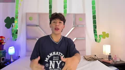 Angel online show from March 30, 7:04 pm