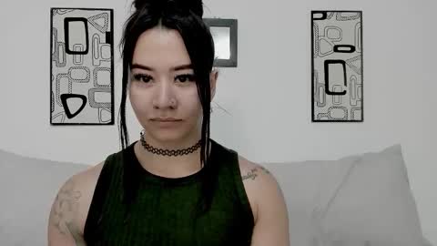 Snapshot of angel_martins chatting on February 15, 7:51 am Angel online show from February 15, 7:51 am