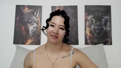 Snapshot of angel_martins chatting on March 5, 7:10 pm Angel online show from March 5, 7:10 pm