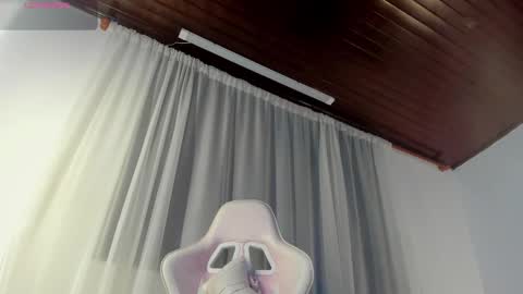 Angel online show from October 20, 4:46 am