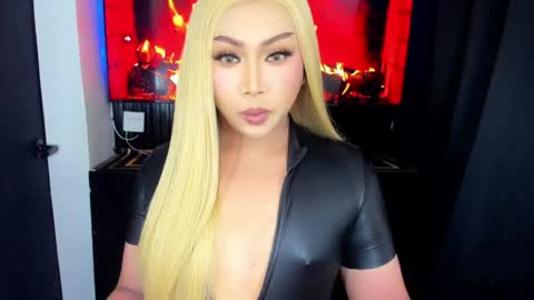Angel No Mercy online show from May 10, 3:39 pm