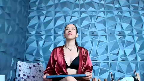 Snapshot of angel_red77 chatting on October 7, 9:01 pm angel red77 online show from October 7, 9:01 pm