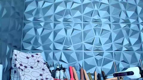 Snapshot of angel_red77 chatting on October 19, 7:58 pm angel red77 online show from October 19, 7:58 pm