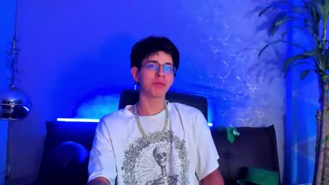 angel_scott2 online show from March 16, 11:25 am