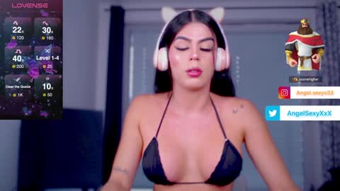 Snapshot of angel_sexyxxx chatting on December 4, 1:31 pm CALL ME ANGEL online show from December 4, 1:31 pm
