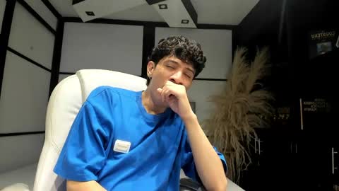 Angel online show from May 8, 1:27 pm