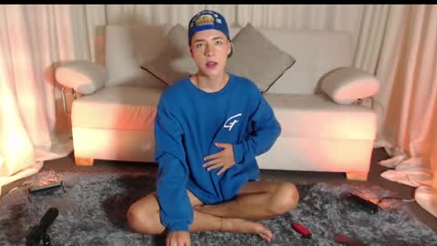 Angel online show from February 28, 12:21 am