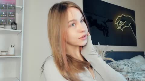 SofiaSofi online show from May 2, 7:13 am
