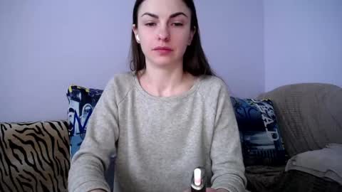 Snapshot of angel_zoe77 chatting on April 13, 8:42 am Zoe online show from April 13, 8:42 am
