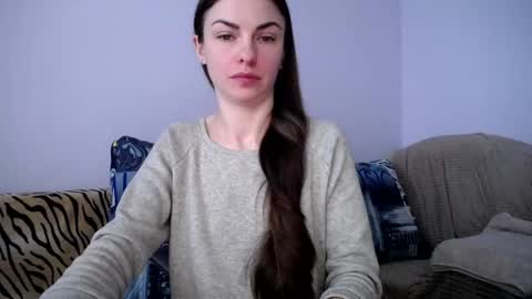 Snapshot of angel_zoe77 chatting on April 17, 8:06 am Zoe online show from April 17, 8:06 am