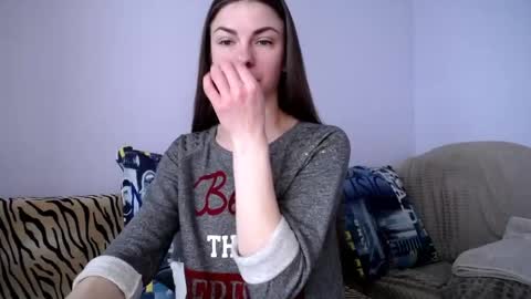Snapshot of angel_zoe77 chatting on April 30, 8:09 am Zoe online show from April 30, 8:09 am
