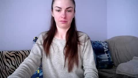 Snapshot of angel_zoe77 chatting on May 5, 8:11 am Zoe online show from May 5, 8:11 am