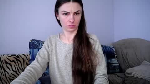 Snapshot of angel_zoe77 chatting on May 7, 8:42 am Zoe online show from May 7, 8:42 am