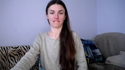 Snapshot of angel_zoe77 chatting on May 14, 8:32 am Zoe online show from May 14, 8:32 am