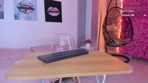 A N G E LA.  online show from September 27, 3:44 am