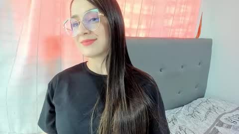Snapshot of angela_nix chatting on September 23, 4:21 pm angela_nix online show from September 23, 4:21 pm