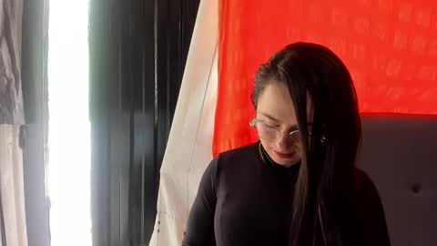 Snapshot of angela_nix chatting on October 29, 3:36 pm angela_nix online show from October 29, 3:36 pm