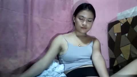 Snapshot of angela_rose12345 chatting on December 18, 6:08 am angela_rose12345 online show from December 18, 6:08 am