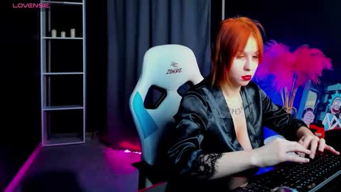 Snapshot of angela_roy chatting on February 27, 3:04 am Angela Roy online show from February 27, 3:04 am