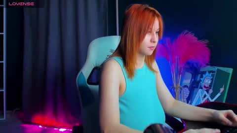 Snapshot of angela_roy chatting on March 3, 2:47 am Angela Roy online show from March 3, 2:47 am