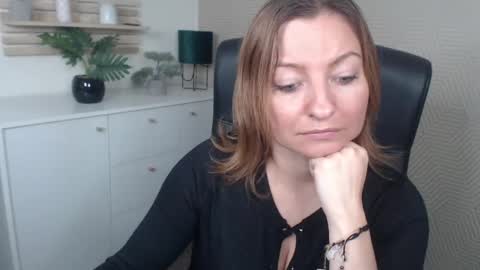 Angela online show from September 24, 7:12 am