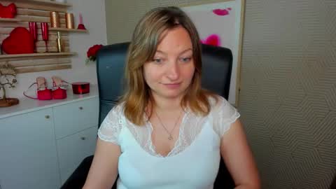 Angela online show from June 9, 6:03 am