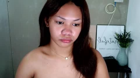 angela_star888 online show from May 5, 10:07 pm