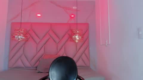 ANGELA online show from May 20, 12:00 pm