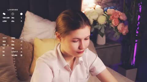 Mary online show from April 25, 12:30 pm