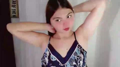 Snapshot of angelari_slut chatting on February 19, 2:46 pm angelari_slut online show from February 19, 2:46 pm