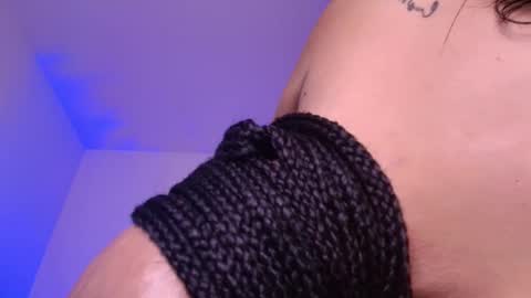 Snapshot of angelawhitte_ chatting on February 10, 9:58 am Angela Big boobs White online show from February 10, 9:58 am