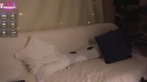 Snapshot of angelbengs chatting on December 18, 6:30 am Hi my name is Anny HOT PVT IS OPEN MY FAV PATTER IS 57 online show from December 18, 6:30 am