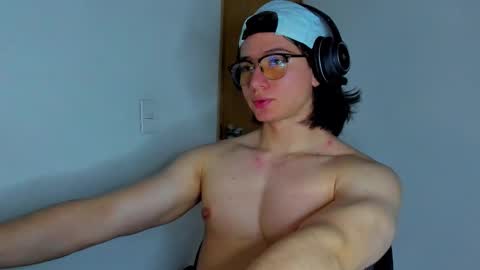 Angel Bennet online show from November 13, 10:41 pm