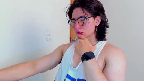 Angel Bennet online show from November 16, 6:13 pm