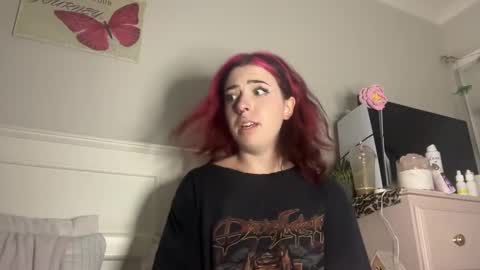 venellope888 online show from February 5, 11:55 am