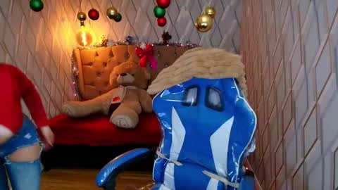 Angel online show from December 22, 2:14 pm