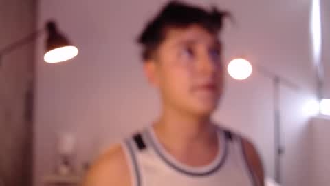 Angel online show from December 16, 6:02 pm