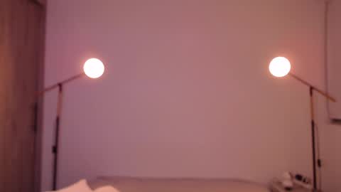 Snapshot of angelcossio chatting on April 16, 2:12 am Angel online show from April 16, 2:12 am