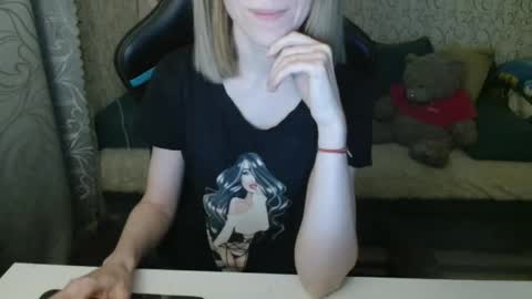 Snapshot of angelcute32 chatting on February 7, 3:16 pm AngelCute32 online show from February 7, 3:16 pm