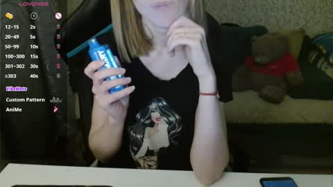 Snapshot of angelcute32 chatting on February 8, 3:48 pm AngelCute32 online show from February 8, 3:48 pm